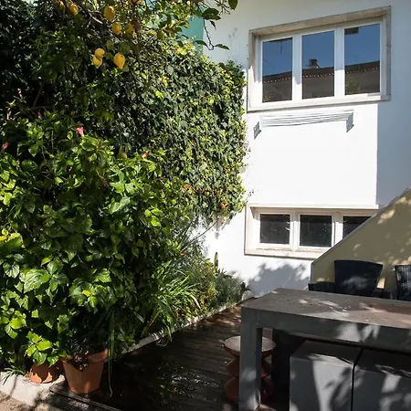 Flat With A Garden In Belem Apartment Lisbon Exterior photo